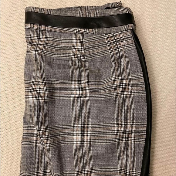 Karl Lagerfeld printed pants - size 8 (NWT) - Picture 4 of 5